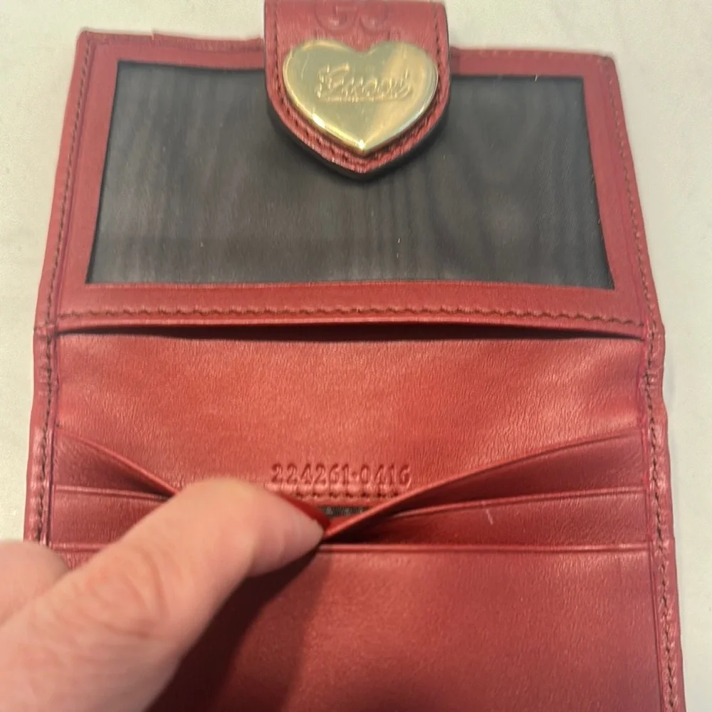 Gucci Red Card Holder with Gold Heart - Picture 6 of 7
